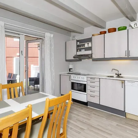 6 Person Holiday Home In Hadsund-By Traum Ferienhaus